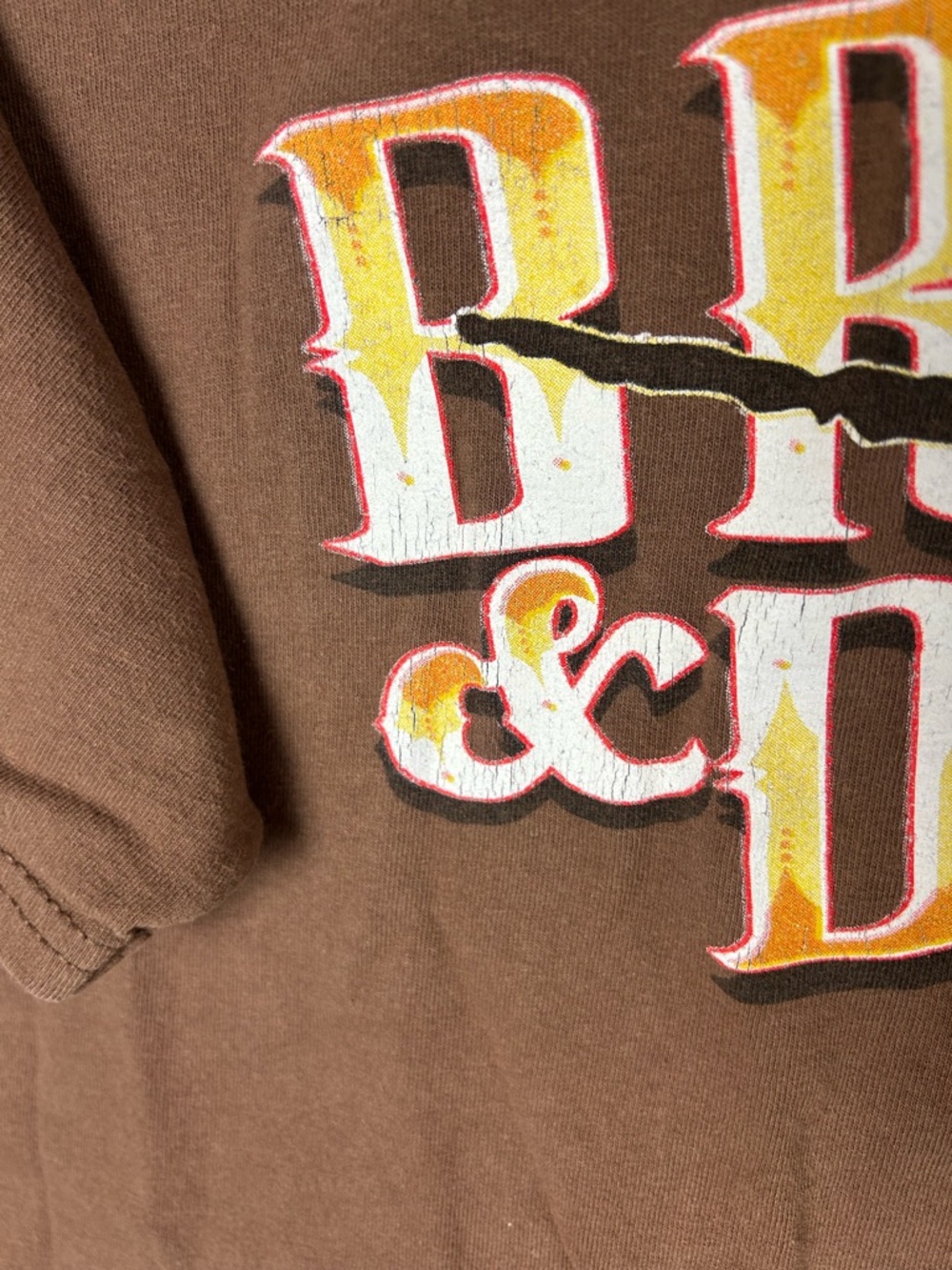 Vintage Brooks & Dunn Country Music Graphic Tee in Brown - Picture 5 of 6
